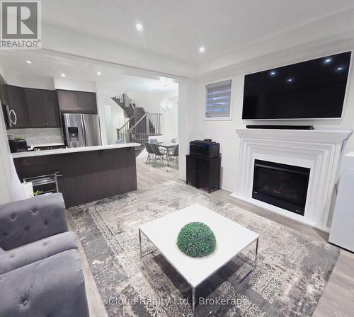68 Phyllis Drive, Caledon, ON - Indoor Photo Showing Living Room With Fireplace