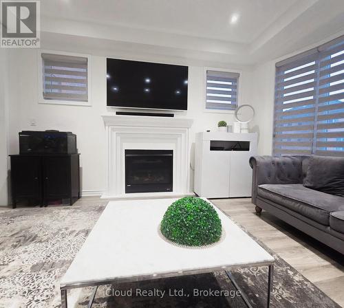 68 Phyllis Drive, Caledon, ON - Indoor Photo Showing Living Room With Fireplace