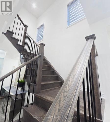 68 Phyllis Drive, Caledon, ON -  Photo Showing Other Room