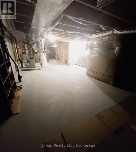 68 Phyllis Drive, Caledon, ON - Indoor