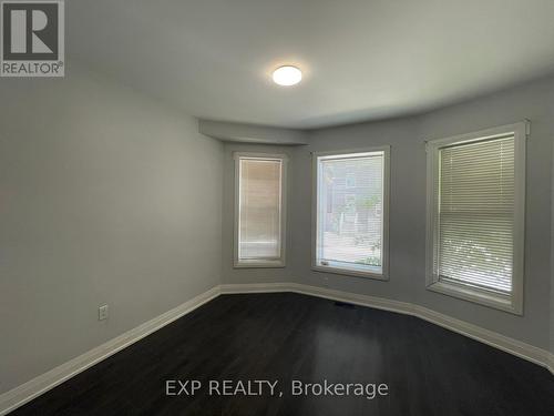1 Madison Avenue, Hamilton, ON - Indoor Photo Showing Other Room