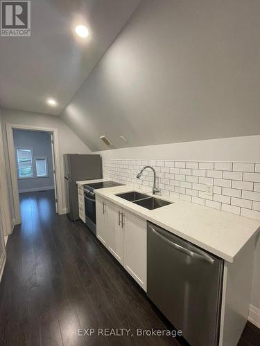 1 Madison Avenue, Hamilton, ON - Indoor Photo Showing Kitchen With Double Sink