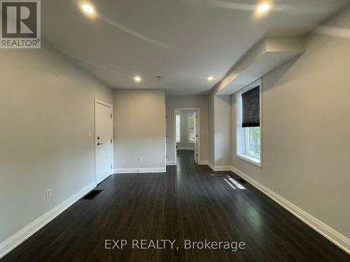 1 Madison Avenue, Hamilton, ON - Indoor Photo Showing Other Room