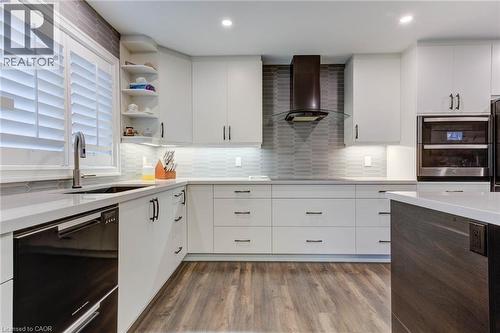 128 Schmidt Drive, Arthur, ON - Indoor Photo Showing Kitchen With Upgraded Kitchen