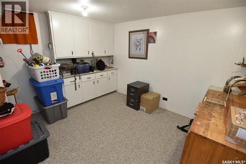 115 4Th Avenue E, Nipawin, SK - Indoor