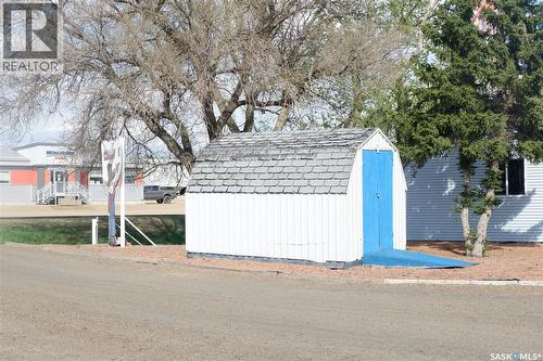 143 Railway Avenue, Coronach, SK 