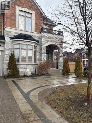 Basement - 64 Charlotte Abby Drive, East Gwillimbury, ON - Outdoor