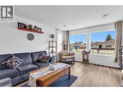 Large picture windows looking out onto cul-de-sac - 