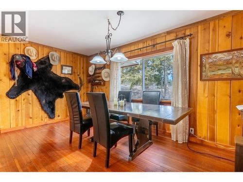 1556 Chasm Road, Clinton, BC - Indoor Photo Showing Dining Room