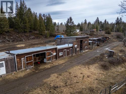 1556 Chasm Road, Clinton, BC - Outdoor