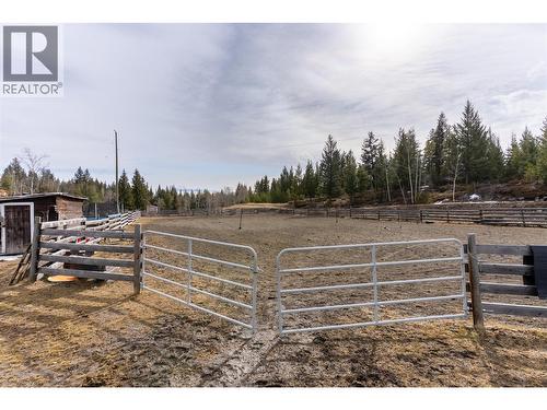 1556 Chasm Road, Clinton, BC - Outdoor With View