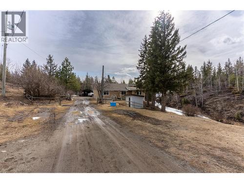 1556 Chasm Road, Clinton, BC - Outdoor