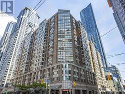 1907 - 717 BAY STREET Toronto, ON M5G 2J9