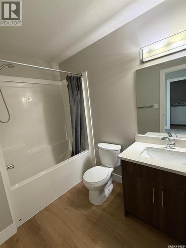 3326 Green Turtle Road, Regina, SK - Indoor Photo Showing Bathroom