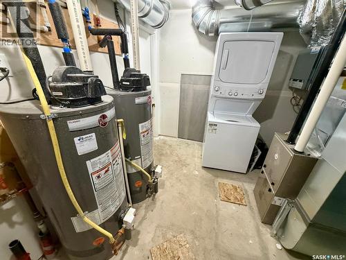 3326 Green Turtle Road, Regina, SK - Indoor Photo Showing Laundry Room
