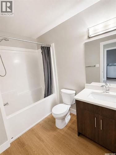 3326 Green Turtle Road, Regina, SK - Indoor Photo Showing Bathroom