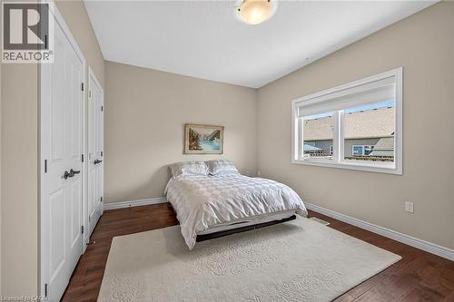 18 Ecker Lane, Hamilton, ON - Indoor Photo Showing Bedroom
