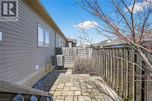 18 Ecker Lane, Hamilton, ON - Outdoor