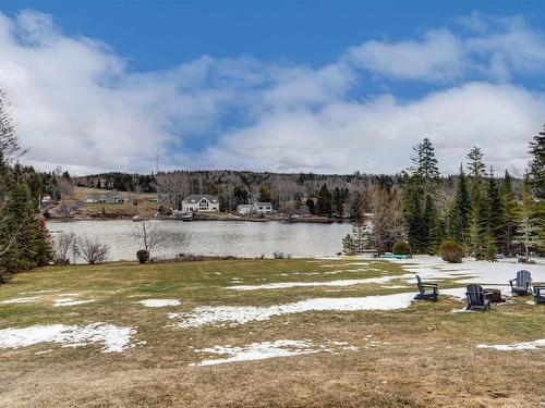 71 Foxberry Hill, Glen Haven, NS 