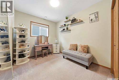 11 Columbia Drive, Saskatoon, SK - Indoor