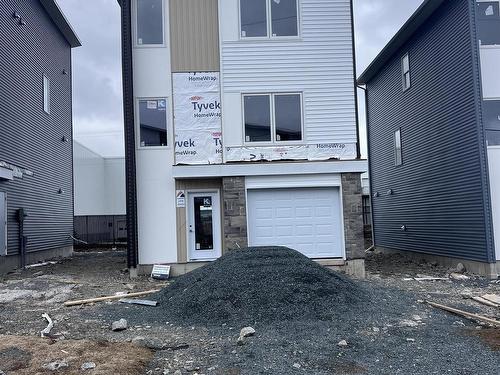 60 Zeppelin Crescent, Beechville, NS 