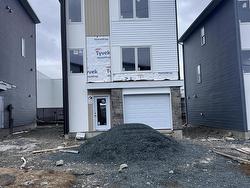 60 Zeppelin Crescent  Beechville, NS B3T 0B0