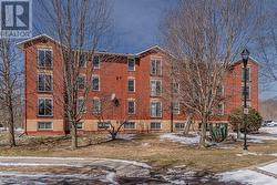102 - 540 TALBOT PLACE Gananoque, ON K7G 3C6