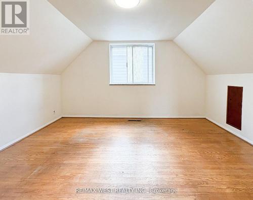 32 Broadleaf Road, Toronto, ON - Indoor Photo Showing Other Room