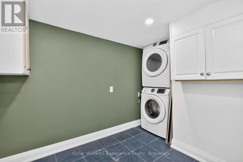 556 Champlain Road, Tiny, ON - Indoor Photo Showing Laundry Room