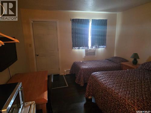 911 18 Highway, Carnduff, SK 