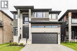 102 GREENWICH Avenue  Stoney Creek, ON L8J 0L6