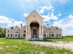 12068 Mccowan Road Whitchurch-Stouffville, ON L4A 4C4