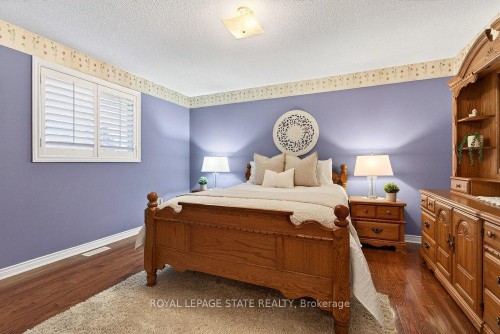 128 Nugent Drive, Hamilton, ON - Indoor Photo Showing Bedroom