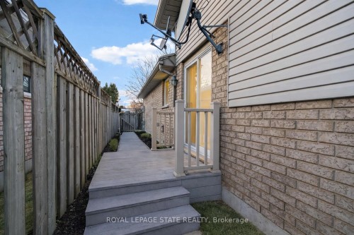 128 Nugent Drive, Hamilton, ON - Outdoor With Exterior