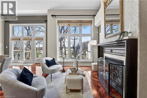 35 Scullers Way Unit# 2, St. Catharines, ON - Indoor Photo Showing Living Room With Fireplace