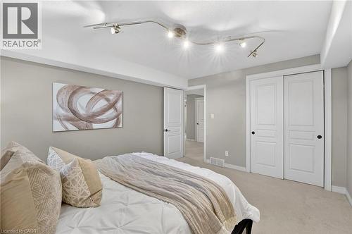 35 Scullers Way Unit# 2, St. Catharines, ON - Indoor Photo Showing Bedroom