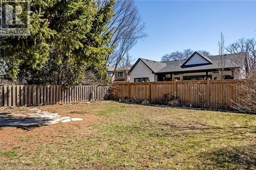 Fenced backyard featuring a patio area - 220 Townsend Avenue, Burlington, ON - Outdoor