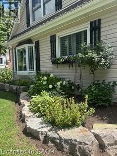 220 Townsend Avenue, Burlington, ON - Outdoor