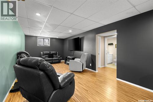 359 4Th Avenue Se, Swift Current, SK - Indoor