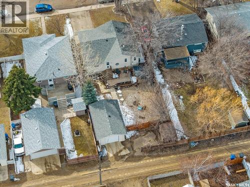 359 4Th Avenue Se, Swift Current, SK - Outdoor