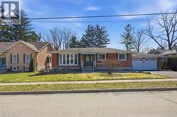 54 NELSON Street Waterdown, ON L0R 2H0