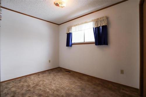 15 Third Avenue, Teulon, MB - Indoor Photo Showing Other Room