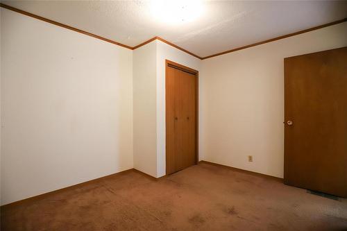 15 Third Avenue, Teulon, MB - Indoor Photo Showing Other Room