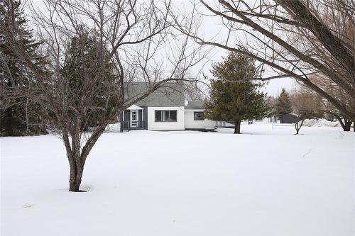 15 Third Avenue, Teulon, MB - Outdoor