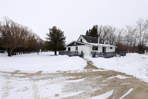 15 Third Avenue, Teulon, MB - Outdoor