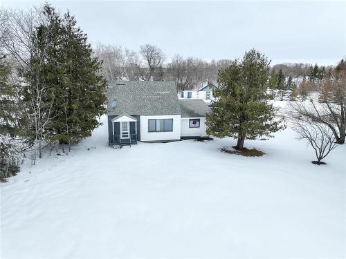 15 Third Avenue, Teulon, MB - Outdoor