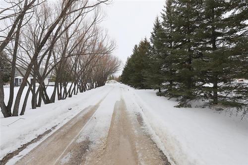 15 Third Avenue, Teulon, MB - Outdoor