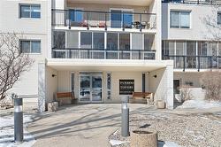 4B-1975 Corydon AVE  Winnipeg, MB R3P 0R1