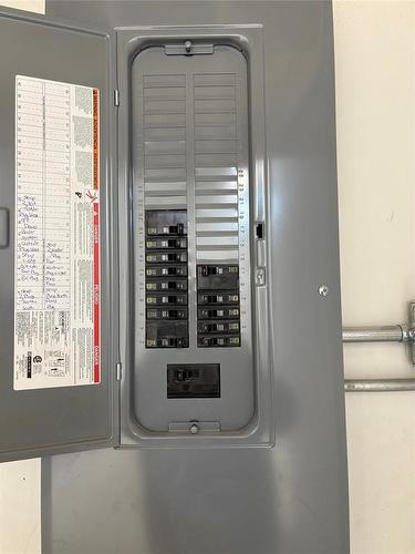 22151 3 Highway, Dufferin, MB 