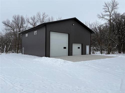 22151 3 Highway, Dufferin, MB 